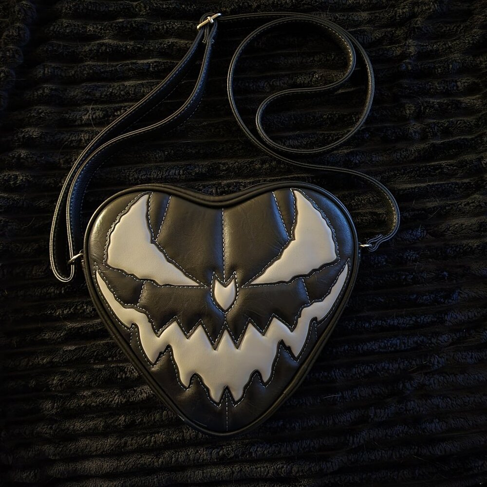 Heart Shaped Pumpkin Kult Bag